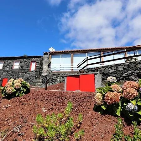 Aldeia Da Gingeira Sao Mateus (Pico island)