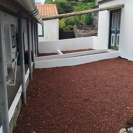 Aldeia Da Gingeira * Sao Mateus (Pico island)
