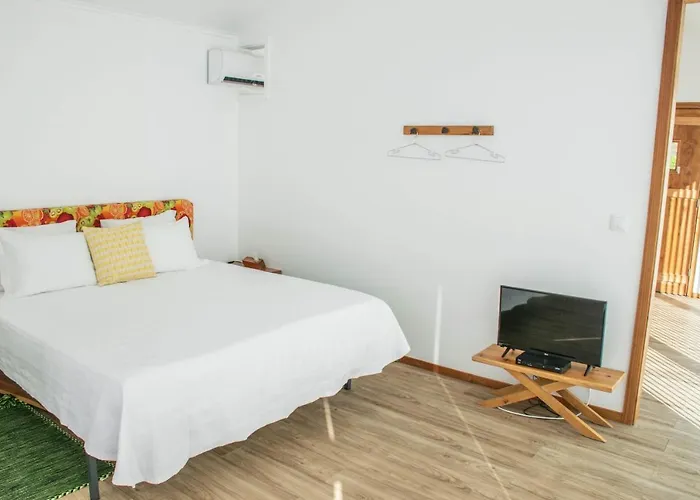 Aldeia Da Gingeira Villa