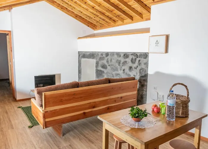 Aldeia Da Gingeira Villa *