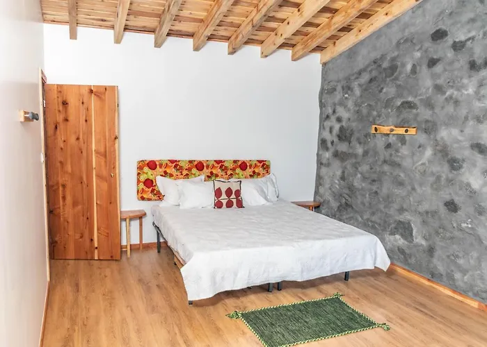 Aldeia Da Gingeira Villa